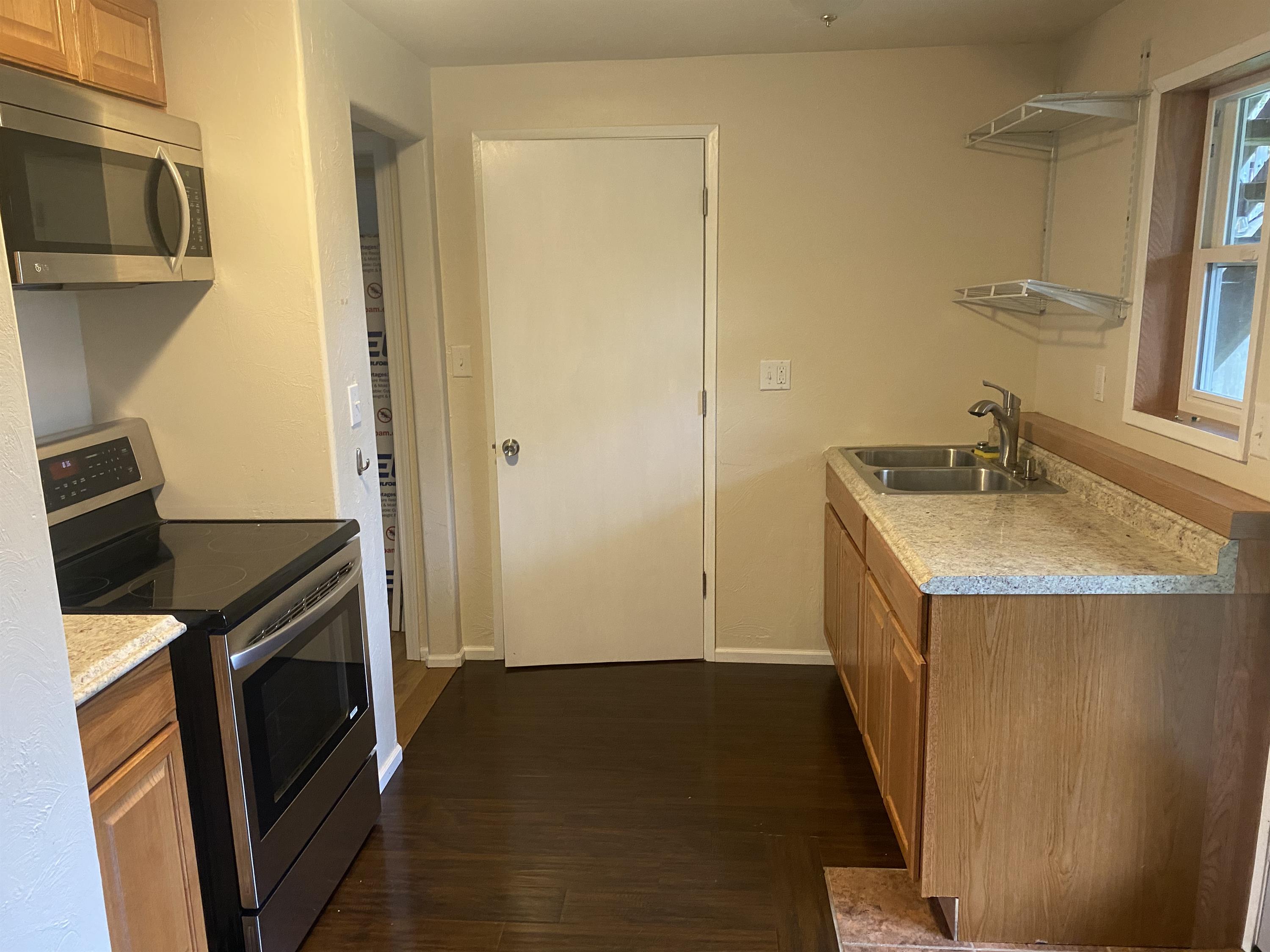 3040 Wood Duck Avenue - Lower